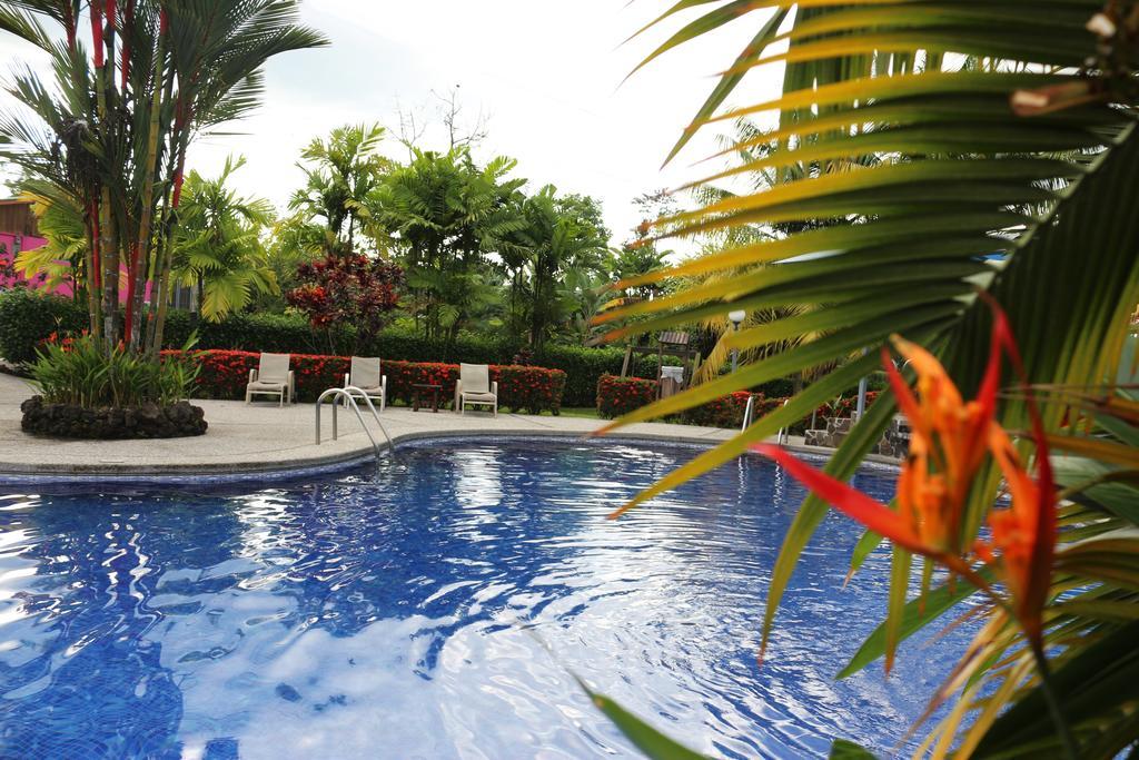 La Fortuna Hotel Villas Vilma מראה חיצוני תמונה