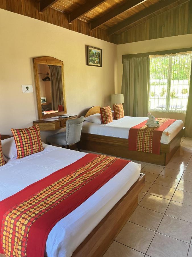 La Fortuna Hotel Villas Vilma מראה חיצוני תמונה
