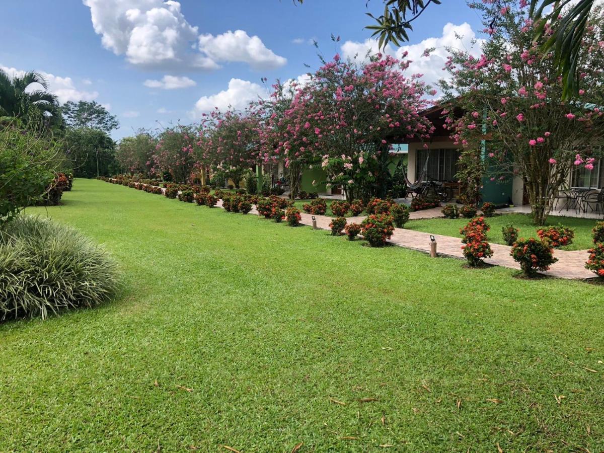 La Fortuna Hotel Villas Vilma מראה חיצוני תמונה