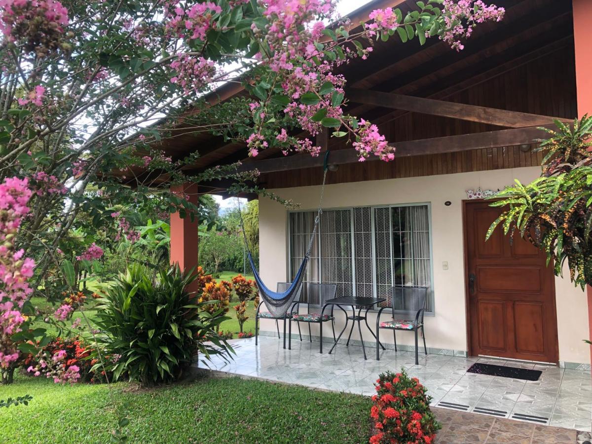 La Fortuna Hotel Villas Vilma מראה חיצוני תמונה