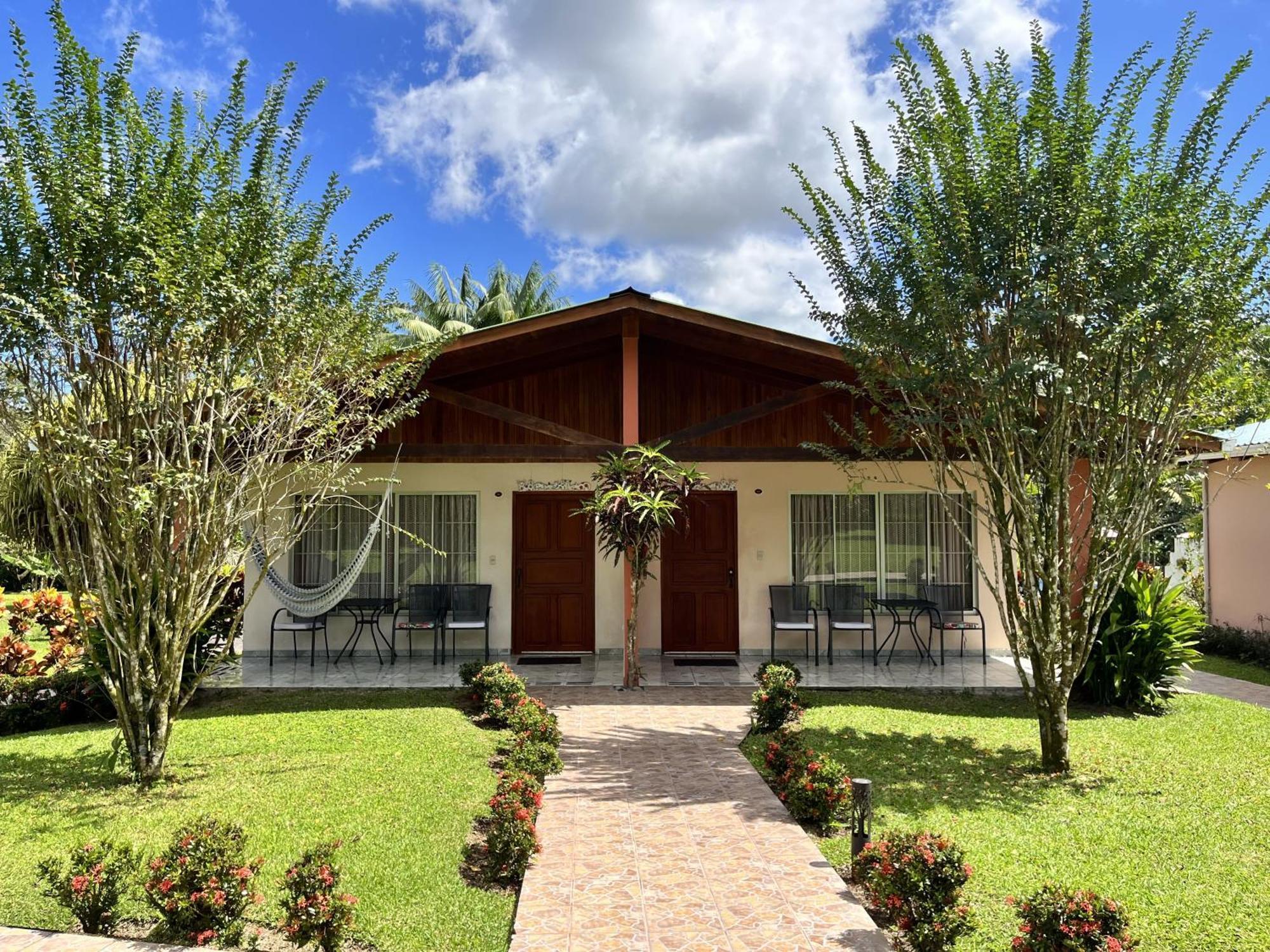 La Fortuna Hotel Villas Vilma מראה חיצוני תמונה